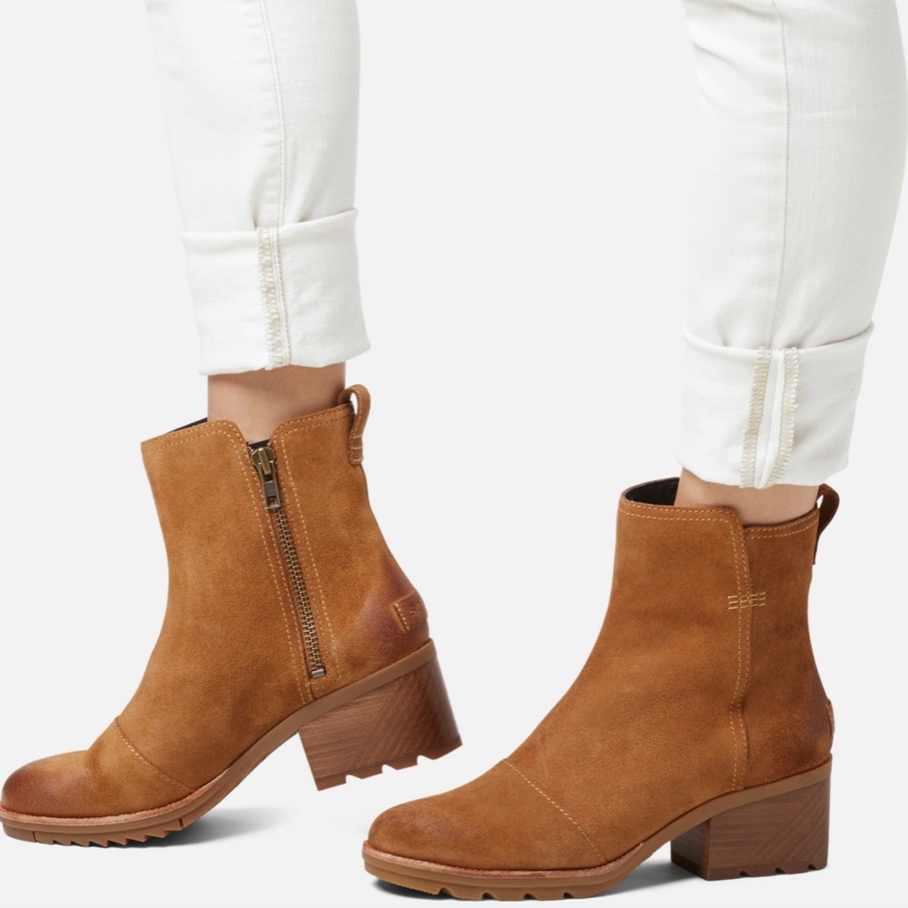 SOREL Cate Booties Camel Brown Suede Leather Women’s Sizes 6.5 worn once.